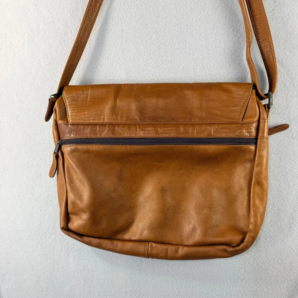 Vintage Gonari Colombia Tan Leather Messenger Bag Crossbody Satchel 15x11